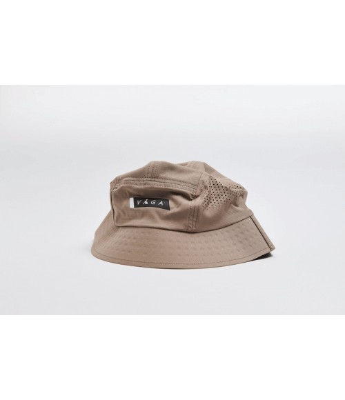 VAGA FEATHER BUCKET HAT...